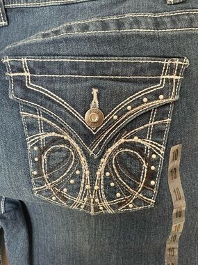 NWT Apt. 9 Women's Bootcut Blue Jeans w/ Embellished Pockets Women’s Size 10
